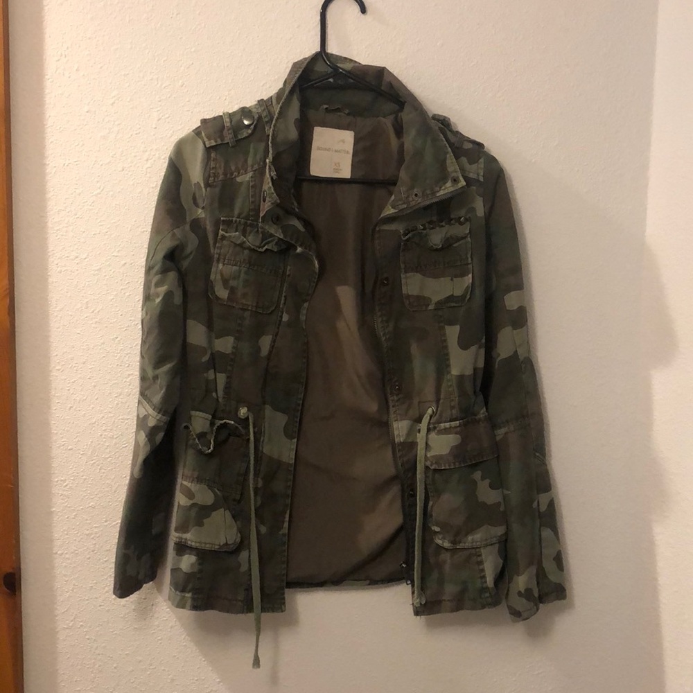Sound and matter lined light come on a jacket